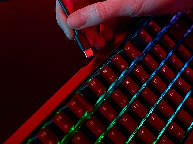 bluetooth gaming keyboard