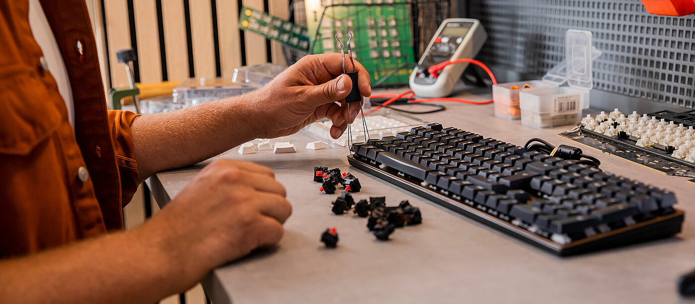 CHERRY KC 200 MX | Wired mechanical office keyboard - Cherry