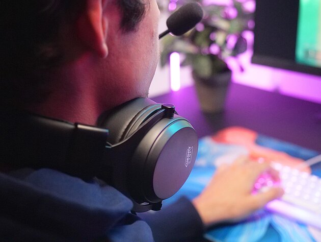 CHERRY XTRFY H3 Wireless｜ワイヤレスゲーミングヘッドセット - Cherry