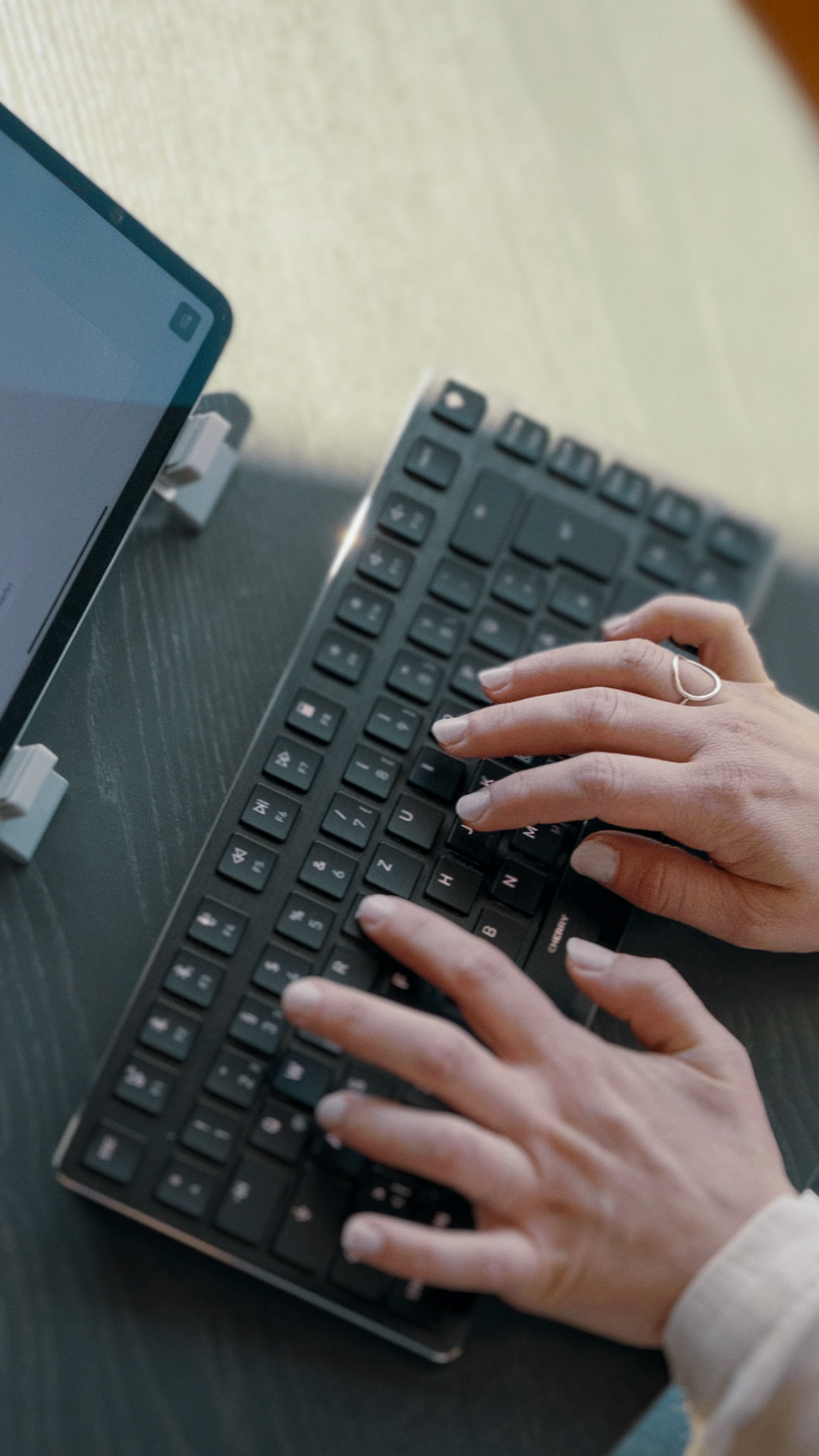 ultra low mini keyboard